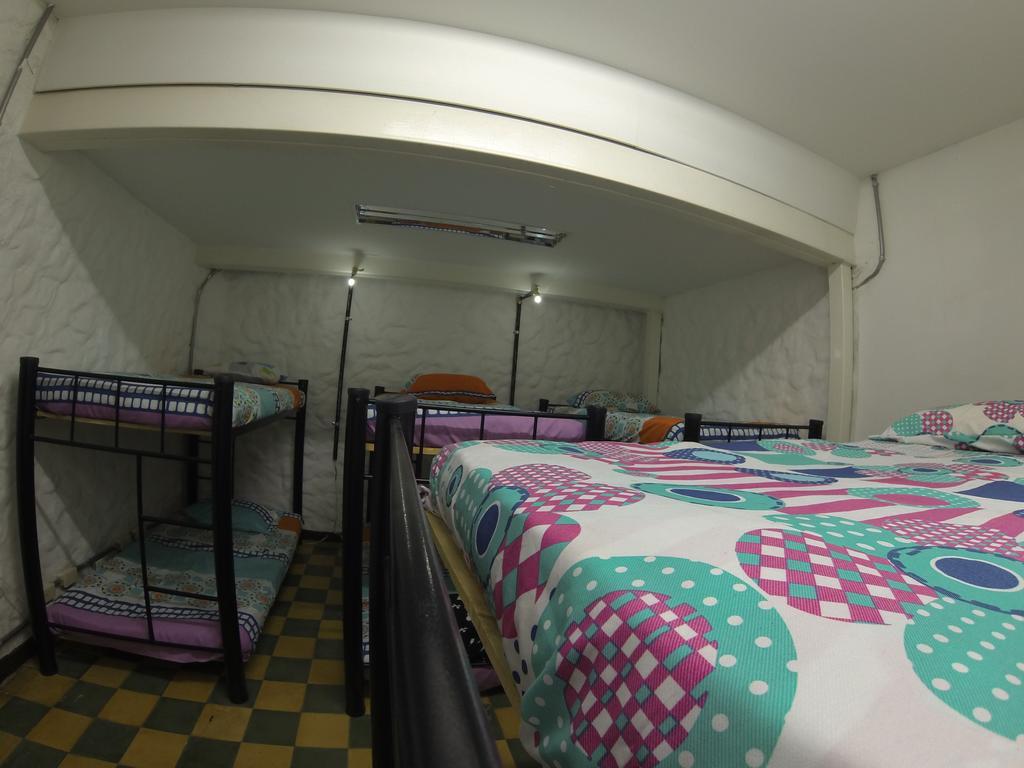 Mila Hostel Medellin Exterior photo