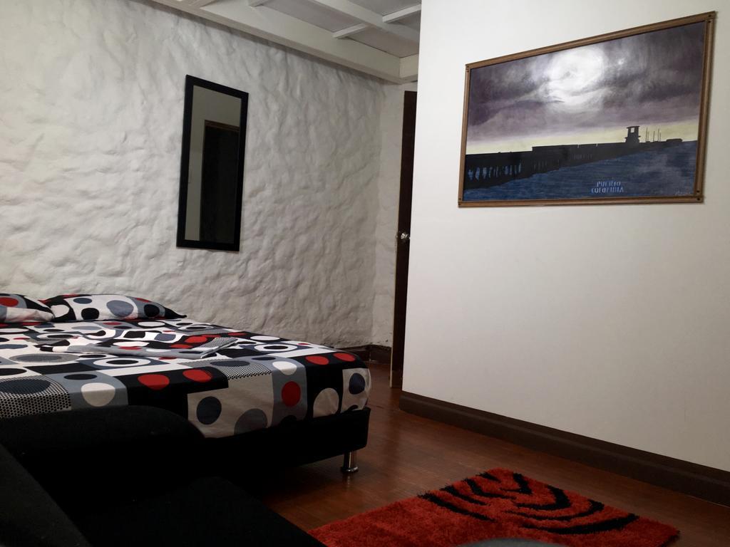 Mila Hostel Medellin Exterior photo